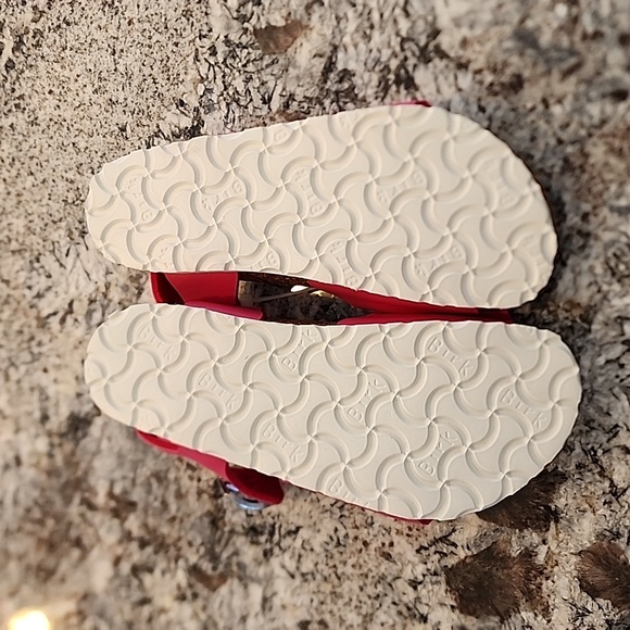 NEW Birki's pink sandal kids 2US 33eu - Picture 3 of 6